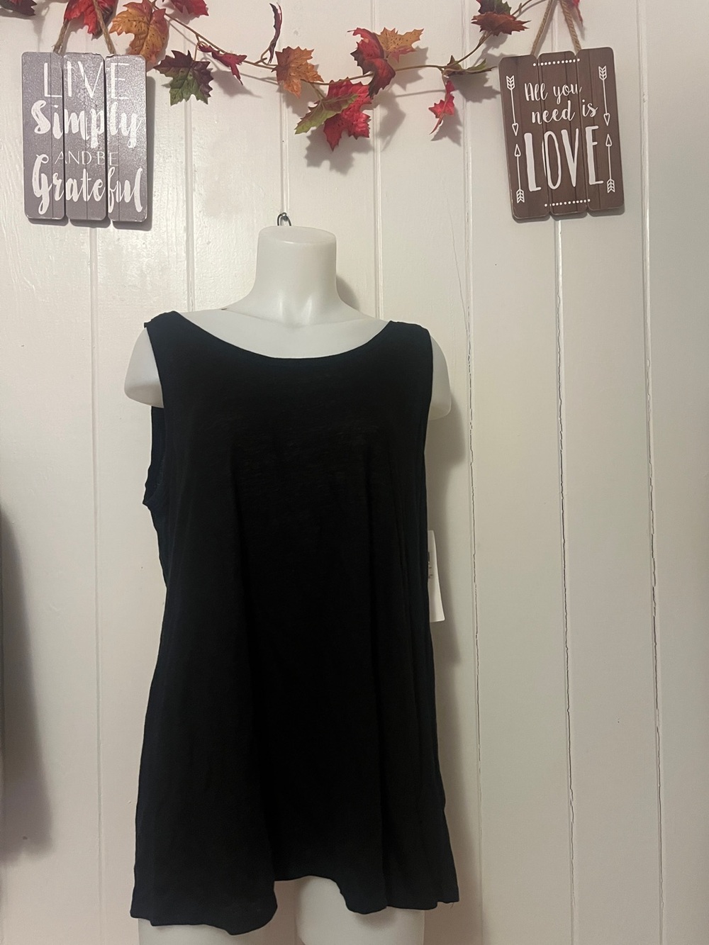 💜Eileen Fisher Black Sleeveless Swing Tank